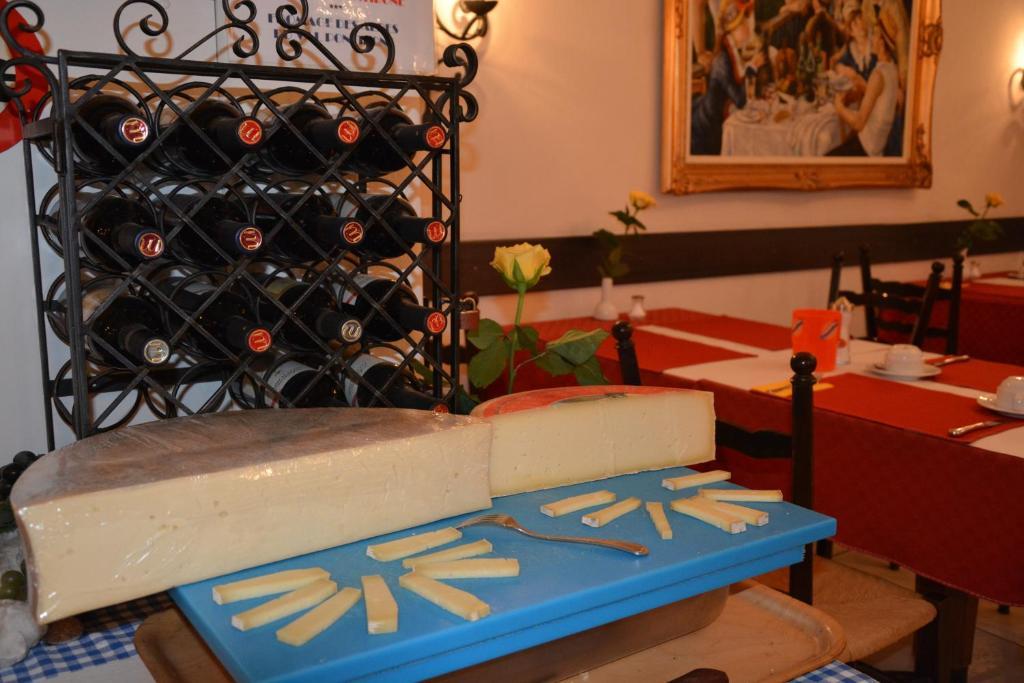 Hotel Dischma - Free Bus And Train Ticket Paradiso Bagian luar foto