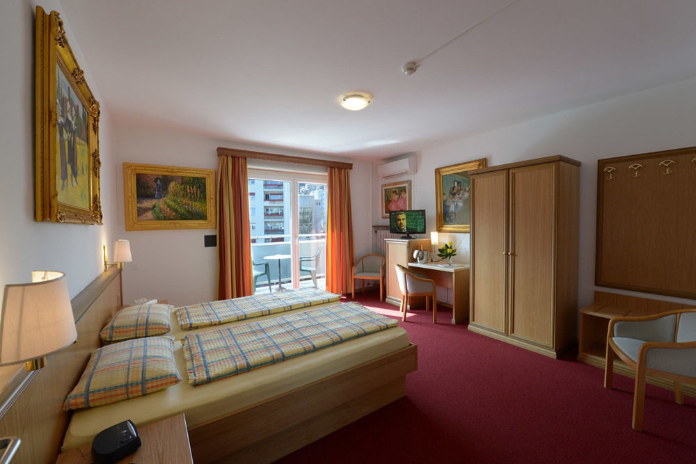 Hotel Dischma - Free Bus And Train Ticket Paradiso Bagian luar foto